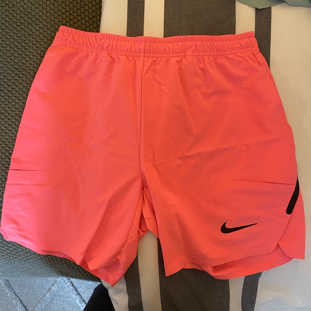 Nike Dri-fit Men’s tennis shorts (pink)
